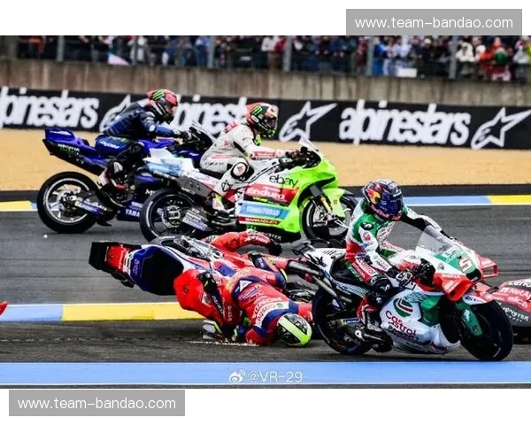 首发MotoGP：极速启程，点燃你的赛道梦